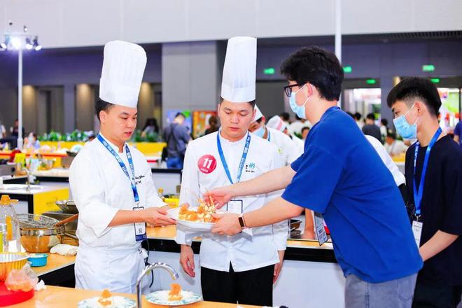 烹饪锦标赛·温氏杯“万厨万菜”烹饪技能大赛PG麻将胡了2试玩2025CHA中国美食(图8)
