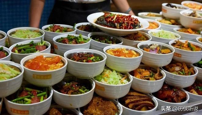 菜正在加速突围未来将成为餐饮新趋势!PG麻将胡了2外卖时代或将终结?预制(图3) 菜正在加速突围未来将成为餐饮新趋势!PG麻将胡了2外卖时代或将终结?预制(图3)